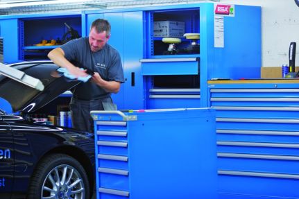 Betriebseinrichtungen